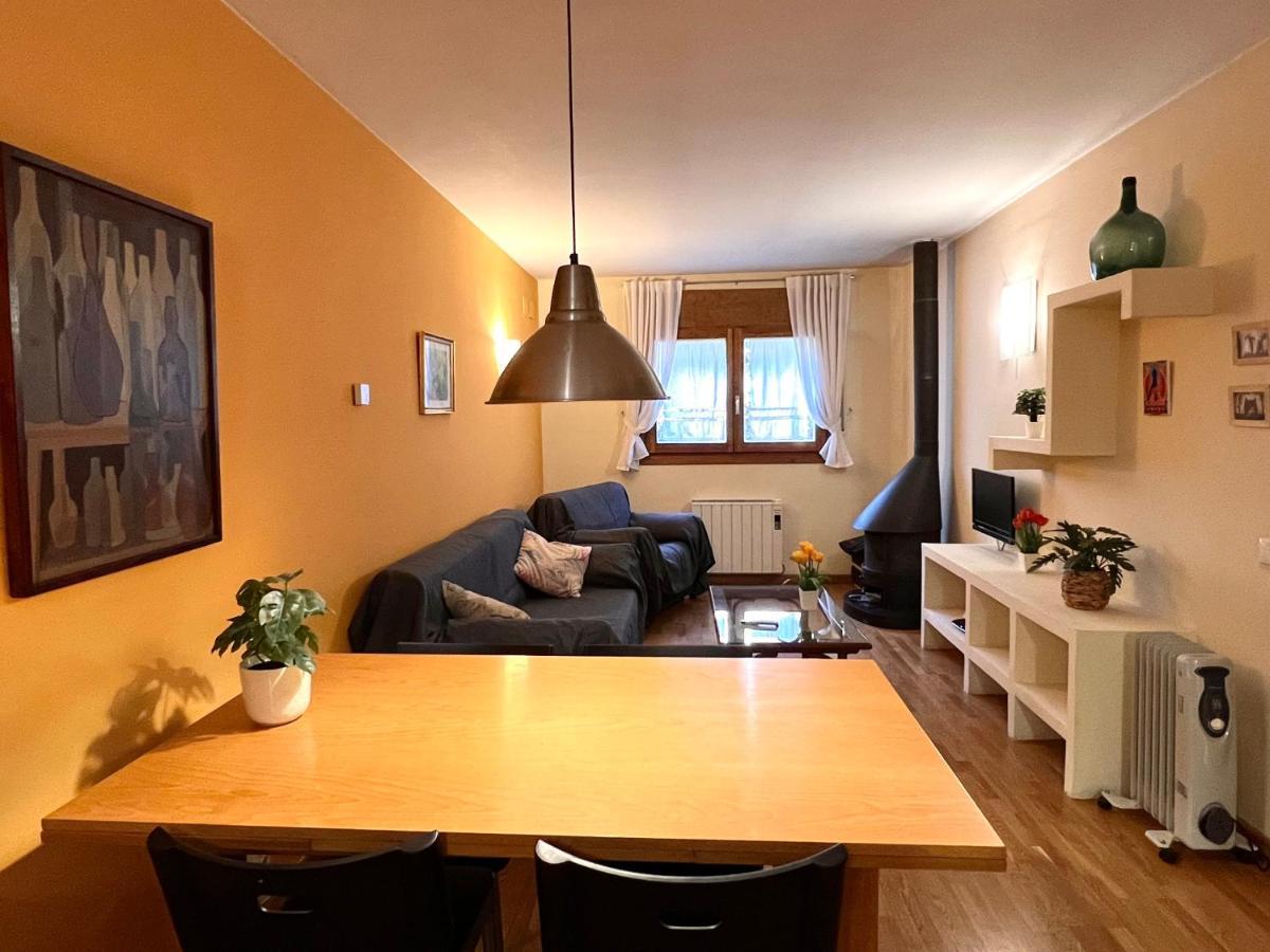 Apartament Boet - Ainet De Cardos - L'Amfitriona Ribera de Cardós المظهر الخارجي الصورة